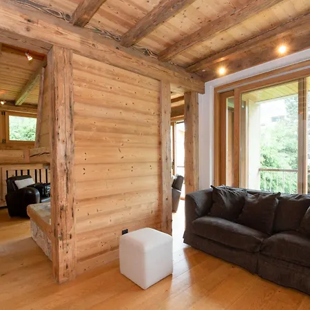 De 115m² Avec Terrasse Et Cheminee A Chamonix-mont-blanc, Proche Centre Et Telepherique - Fr-1-343-178 아파트 *
