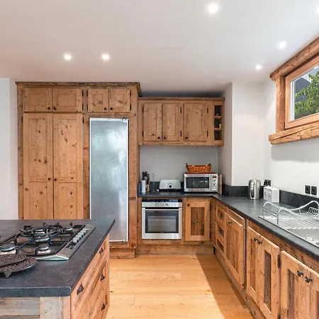 아파트 De 115m² Avec Terrasse Et Cheminee A Chamonix-mont-blanc, Proche Centre Et Telepherique - Fr-1-343-178 *